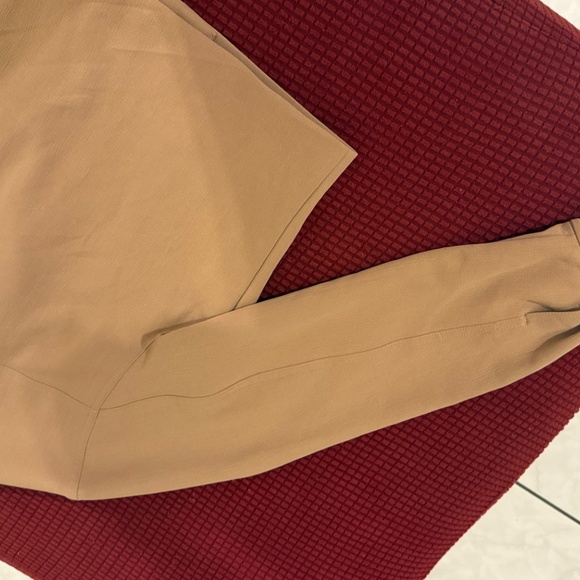 T TAHARI JACKET - Picture 3 of 6